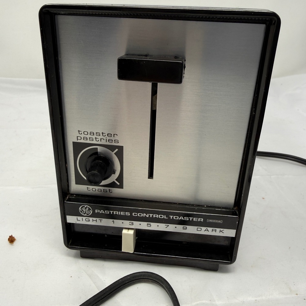 Vintage General Electric GE Pastries Control Toaster Chrome Woodgrain A5AT6 USA